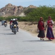 Moto en Inde, femmes indiennes